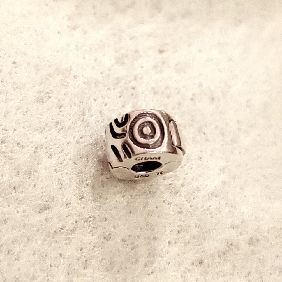 Authentic Chamilia Safety Clip Stamped 925 Sterling Silver Fits Pandora Bracelet 30$